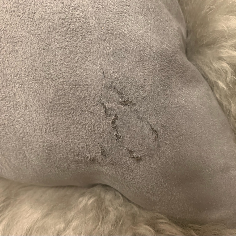 Crate & Barrel Silver 23"  covers sold as a pair⭐️ - Picture 6 of 9